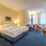 Hotel Haus Seeblick Garni & Zinnowitz