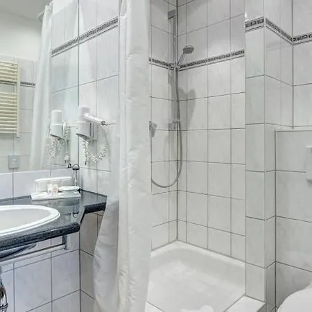 فندق Haus Seeblick Garni &