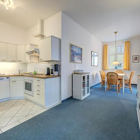 Haus Seeblick Garni & Aparthotel Zinnowitz