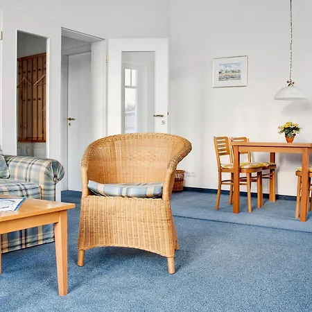 Otel Haus Seeblick Garni & 3*