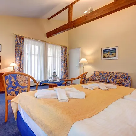 Hotel Haus Seeblick Garni & Zinnowitz