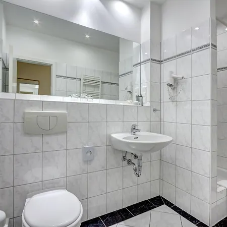 Haus Seeblick Garni & 3* Zinnowitz