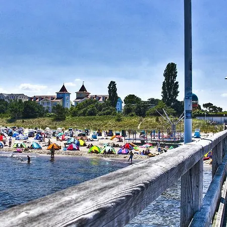 فندق Haus Seeblick Garni &