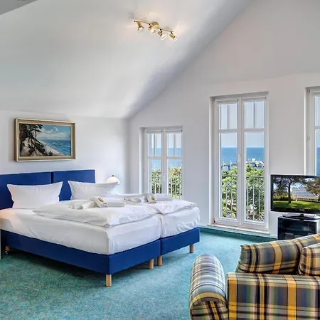 فندق Haus Seeblick Garni &